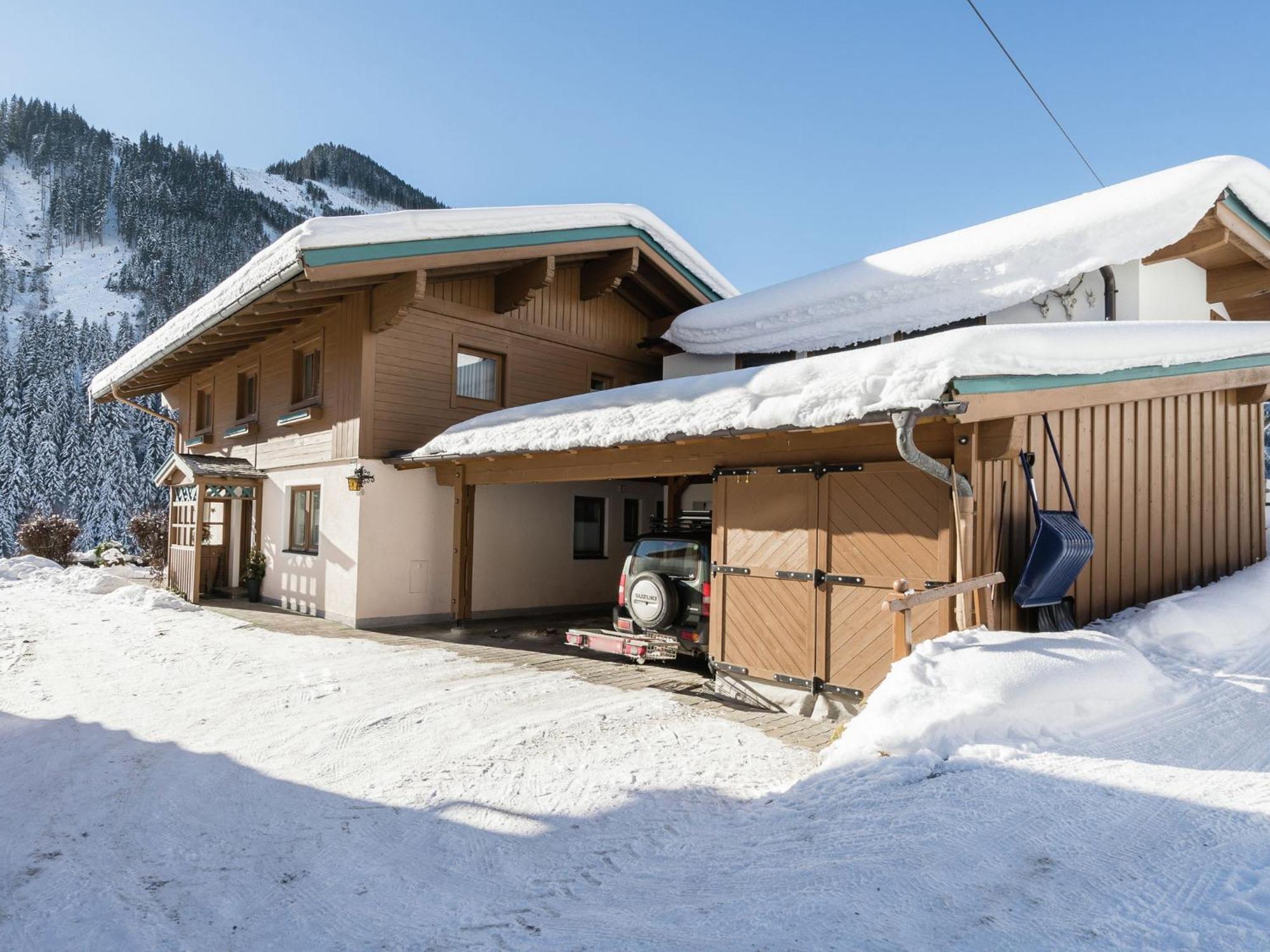 Apartment Near The Ski Area Зальбах-Гінтерглемм Екстер'єр фото